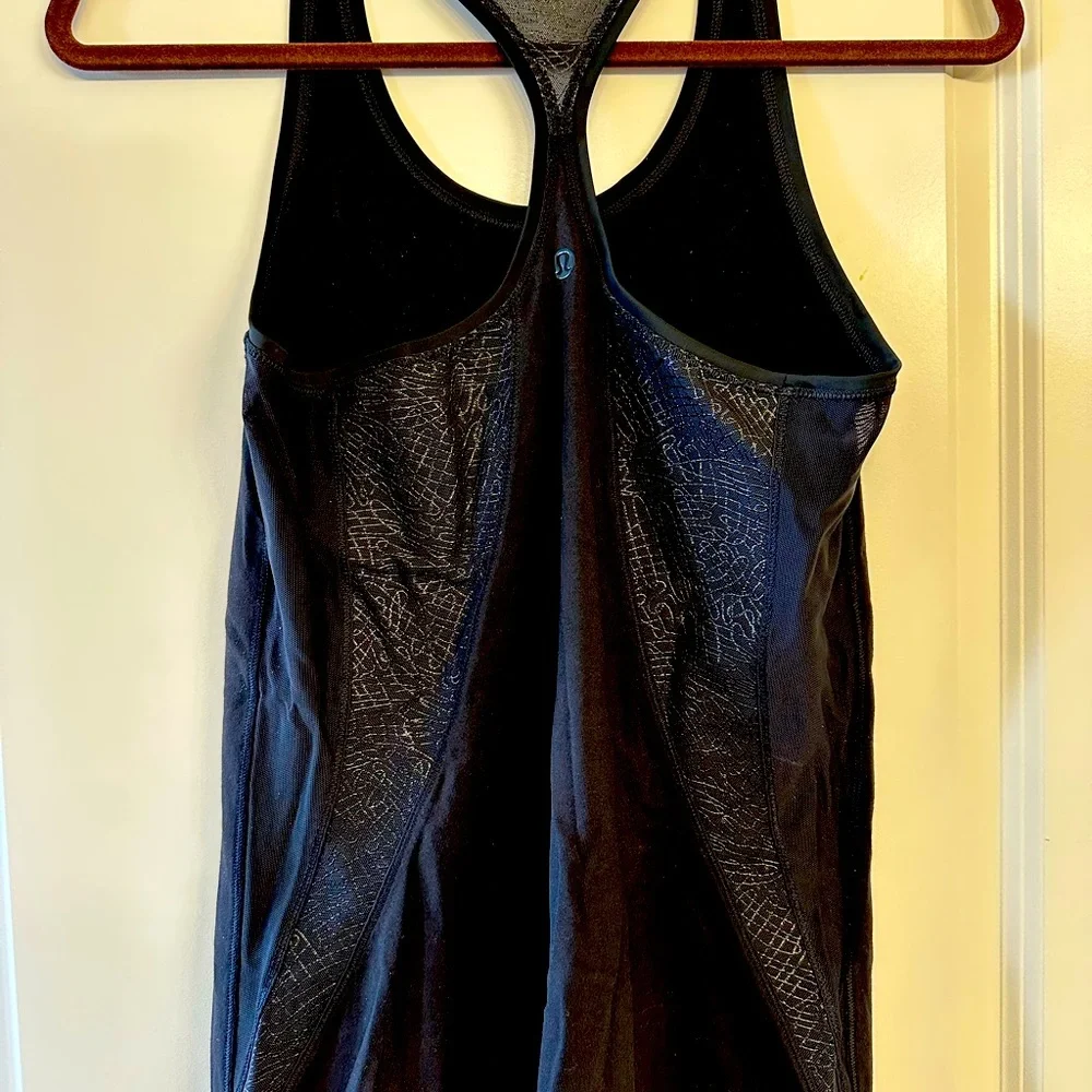 Lululemon Cool Racerback with Mesh/Pattern Back - Picture 2 of 3